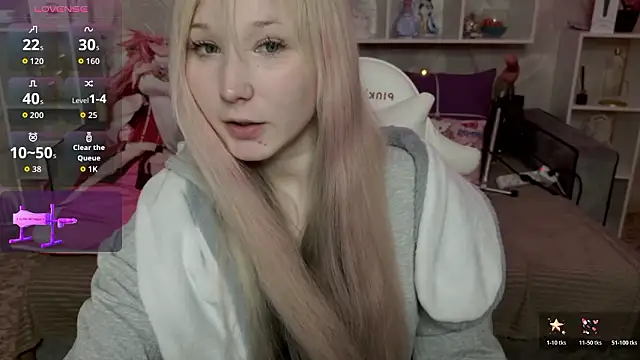 MeowkaKitty online show from 03-31-26, 03:41