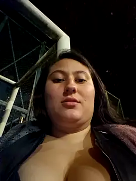 Snapshot of Celeem_ chatting on 11-27-25, 04:03 Celeem online show from 11-27-25, 04:03