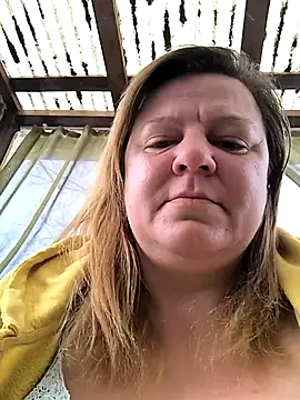 Snapshot of jusichka chatting on 03-28-26, 07:41 jusichka online show from 03-28-26, 07:41