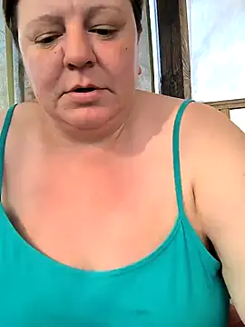 Snapshot of jusichka chatting on 04-01-26, 01:41 jusichka online show from 04-01-26, 01:41