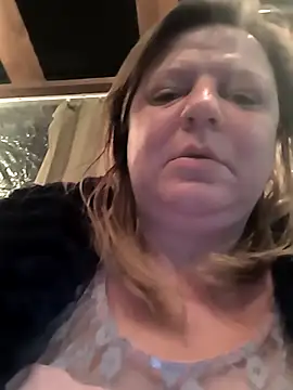 Snapshot of jusichka chatting on 04-10-26, 05:50 jusichka online show from 04-10-26, 05:50