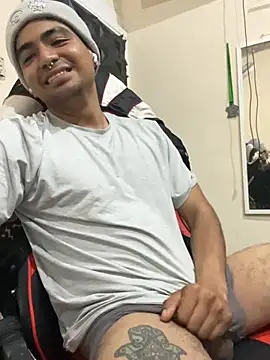 Snapshot of yObal-hot chatting on 04-10-26, 10:14 yObal-hot online show from 04-10-26, 10:14