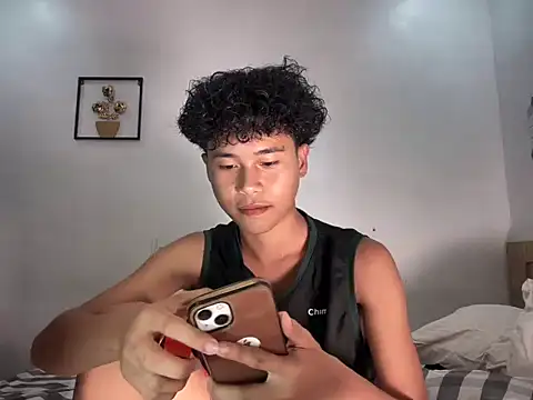 Asiantwink21 online show from 01-09-26, 03:59