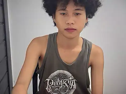 Asiantwink21 online show from 04-05-26, 04:04