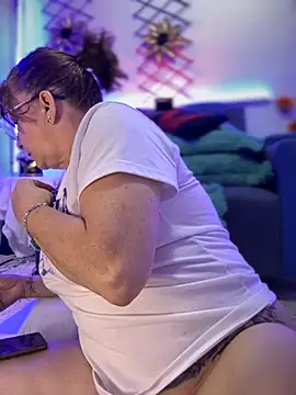 PaulinaSanders X online show from 11-15-25, 12:52