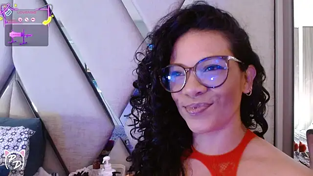 Snapshot of paula_daniela1 chatting on 06-09-26, 09:04 paula daniela1 online show from 06-09-26, 09:04