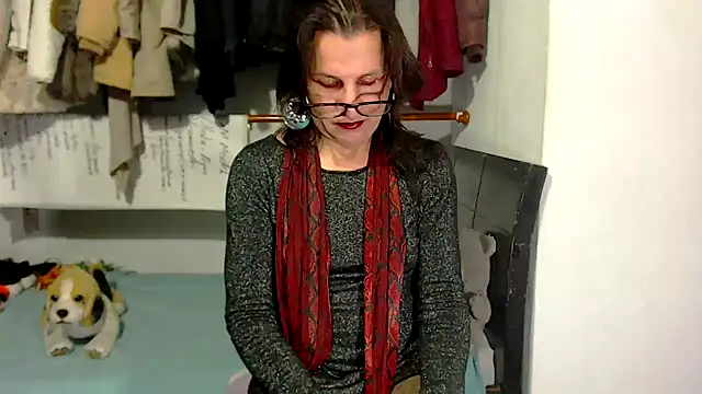 Snapshot of LorenJade chatting on 03-27-26, 08:48 LorenJade online show from 03-27-26, 08:48