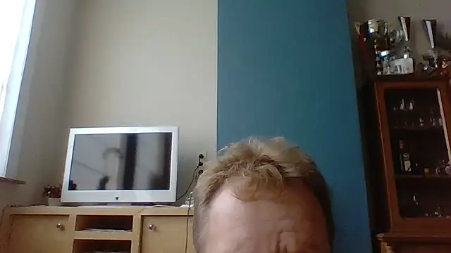 bertolini online show from 09-26-25, 03:16