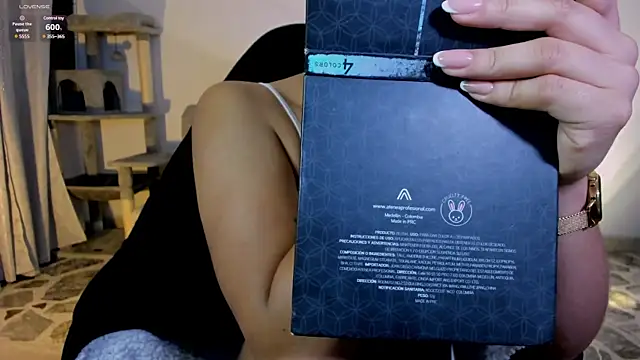 Snapshot of Zarah_Blare chatting on 03-15-25, 12:36 Zarah Blare online show from 03-15-25, 12:36