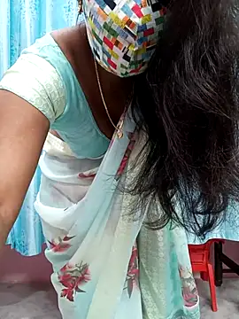 Snapshot of indian-adhaya chatting on 11-30-25, 05:00 indian-adhaya online show from 11-30-25, 05:00