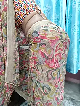 Snapshot of indian-adhaya chatting on 12-01-25, 06:18 indian-adhaya online show from 12-01-25, 06:18