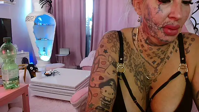 Snapshot of Jeanny_Bln chatting on 11-05-25, 10:59 Jeanny Bln online show from 11-05-25, 10:59