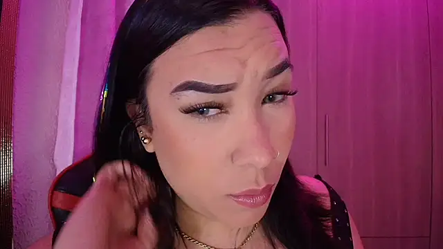 leahtemptation3 online show from 11-10-25, 08:13