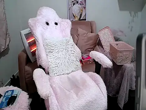 Irresistible24 online show from 09-16-25, 08:59