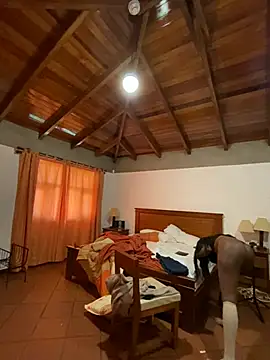 SUUKAM online show from 02-17-26, 01:07