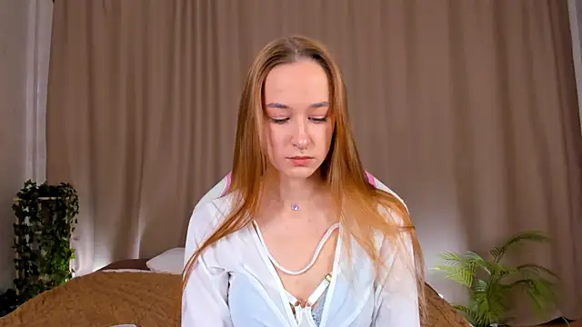 Sweett Monica online show from 09-30-25, 12:04