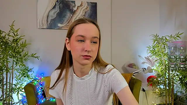 Sweett Monica online show from 02-25-26, 12:42