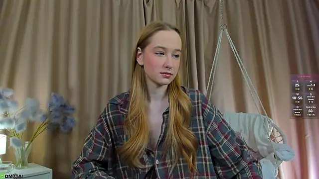 Sweett Monica online show from 03-05-26, 01:01