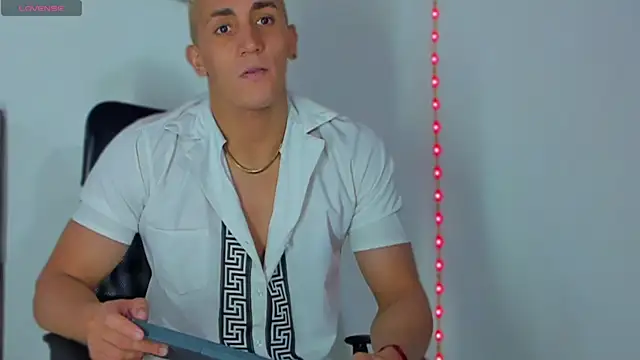 MikeRoss7777 online show from 02-24-25, 10:03