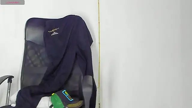 MikeRoss7777 online show from 10-04-25, 10:08