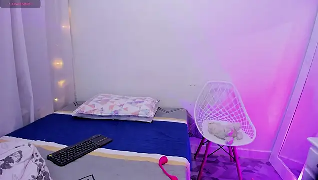 andrea osorio  online show from 11-07-25, 11:43