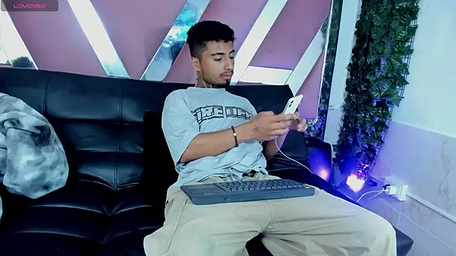 JuanCamiilo 66 online show from 02-16-26, 02:02