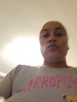honeeyyy pot online show from 06-20-26, 07:11