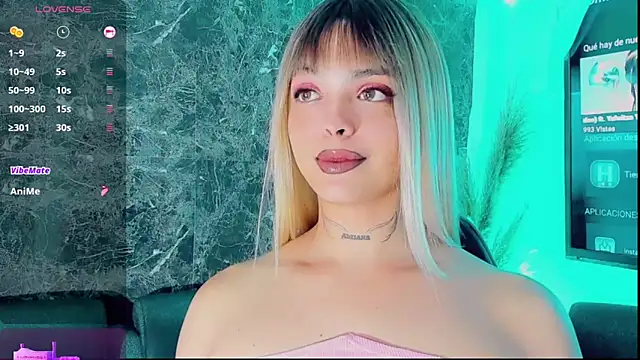 Emmaa Saenz  online show from 12-16-25, 08:03