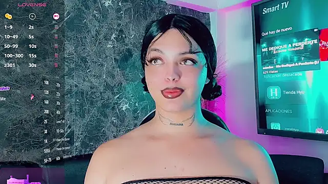 Emmaa Saenz  online show from 02-12-26, 10:38