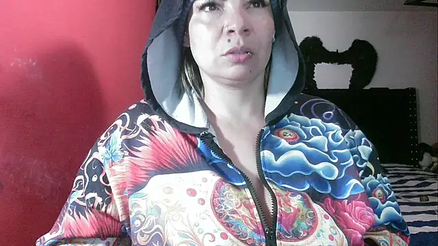 charlotedoll online show from 02-25-26, 03:38