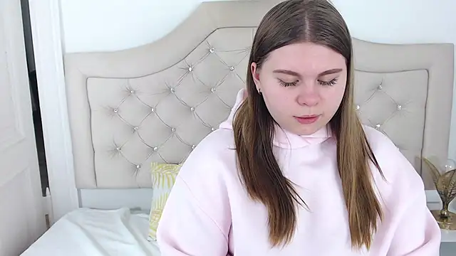 Snapshot of AbbyPleasure chatting on 12-16-24, 02:05 AbbyPleasure online show from 12-16-24, 02:05