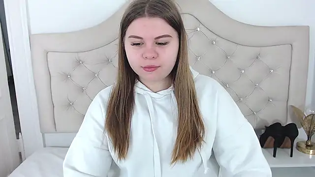 Snapshot of AbbyPleasure chatting on 01-07-25, 09:50 AbbyPleasure online show from 01-07-25, 09:50