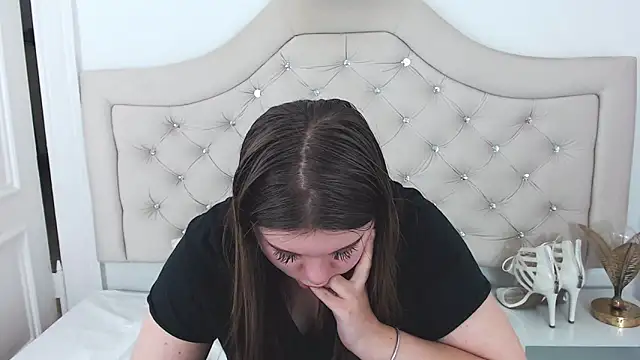 Snapshot of AbbyPleasure chatting on 01-13-25, 03:58 AbbyPleasure online show from 01-13-25, 03:58