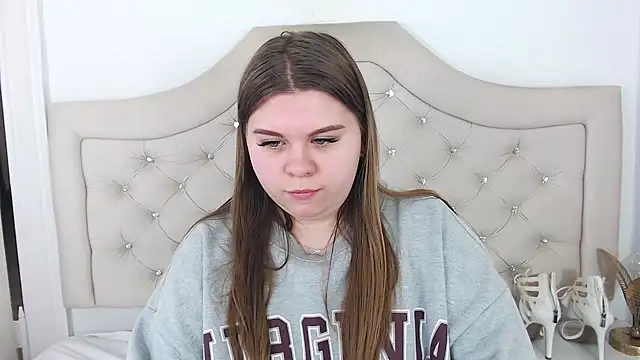 Snapshot of AbbyPleasure chatting on 01-20-25, 01:53 AbbyPleasure online show from 01-20-25, 01:53