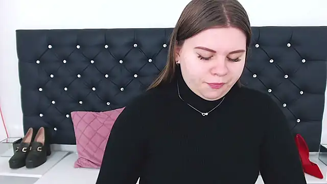 Snapshot of AbbyPleasure chatting on 02-12-25, 09:42 AbbyPleasure online show from 02-12-25, 09:42