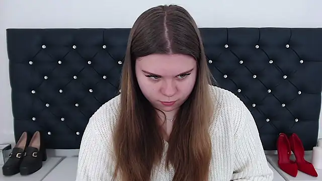 Snapshot of AbbyPleasure chatting on 03-20-25, 09:48 AbbyPleasure online show from 03-20-25, 09:48