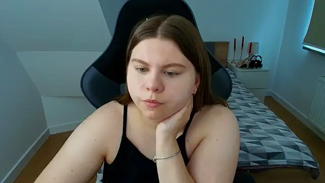 Snapshot of AbbyPleasure chatting on 06-03-26, 09:23 AbbyPleasure online show from 06-03-26, 09:23