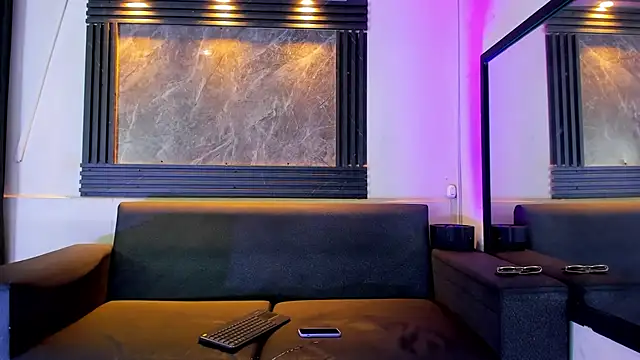 liam genner  online show from 11-05-25, 07:58