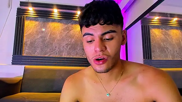 liam genner  online show from 11-07-25, 08:20