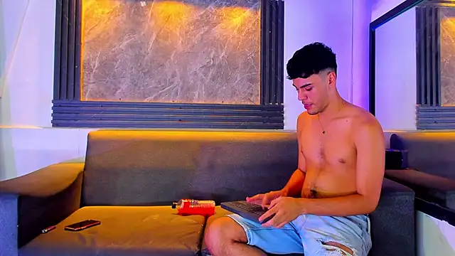 liam genner  online show from 11-20-25, 09:03