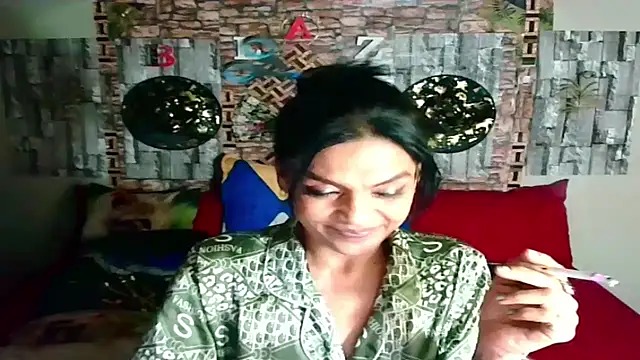 Indian Blaze00 online show from 10-18-25, 04:08