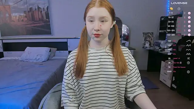 Snapshot of CallMeEffy1 chatting on 05-12-26, 04:48 CallMeEffy1 online show from 05-12-26, 04:48