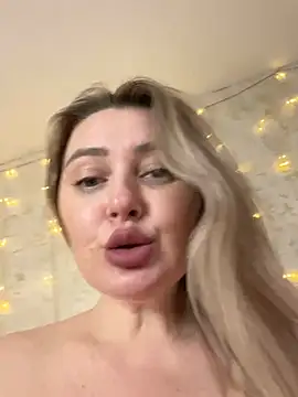 LadyLolyPop  online show from 12-25-24, 10:06