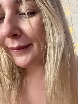 LadyLolyPop  online show from 02-04-25, 10:00