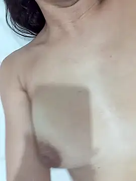 Snapshot of By_Aninha chatting on 10-23-25, 11:46 By Aninha online show from 10-23-25, 11:46