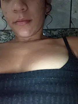 Snapshot of By_Aninha chatting on 01-06-26, 09:35 By Aninha online show from 01-06-26, 09:35