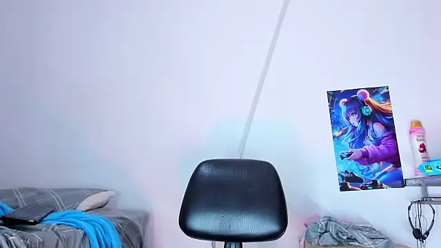 Emily Coper18 online show from 03-03-25, 12:48