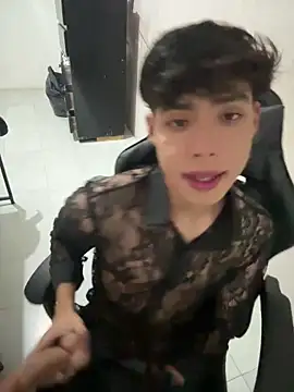 Snapshot of Jacotnk chatting on 12-14-24, 02:34 Jacotnk online show from 12-14-24, 02:34