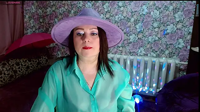 Julia-ru online show from 05-16-26, 09:24
