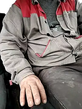 Sarpe84 online show from 01-31-25, 09:37